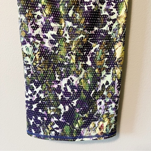 Lululemon Dancing Warrior Tank Top Floral Sport Multi White/Pistachio Size 6 - Picture 3 of 10